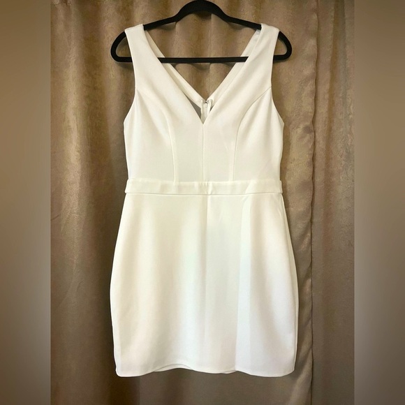 NWT Xtraordinary White Bodycon Mini Dress, Sheer Mesh Back, XL Juniors, 8 womens - Picture 6 of 16